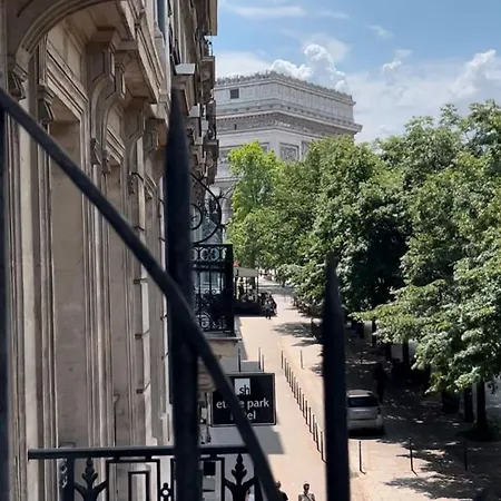 Apartment Large Luxury Flat Next To Champs Elysee